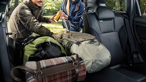 60/40 摺合式後座椅